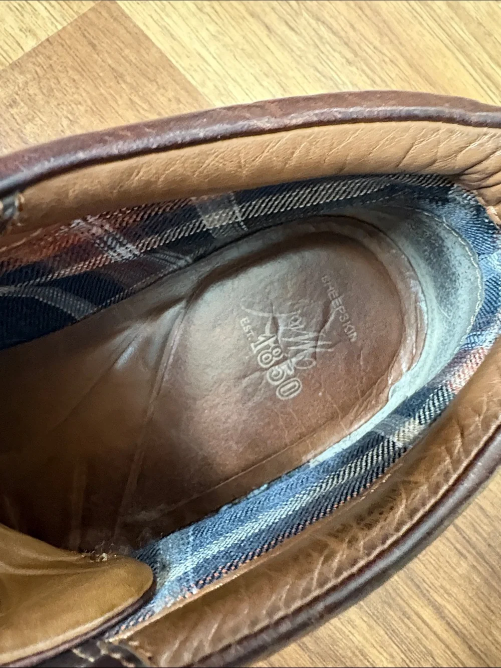 Clarks Men's Dark Brown Leather Chukka Boots